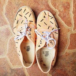 Urban Outfitters Peach 80's/90's Print Sneakers
